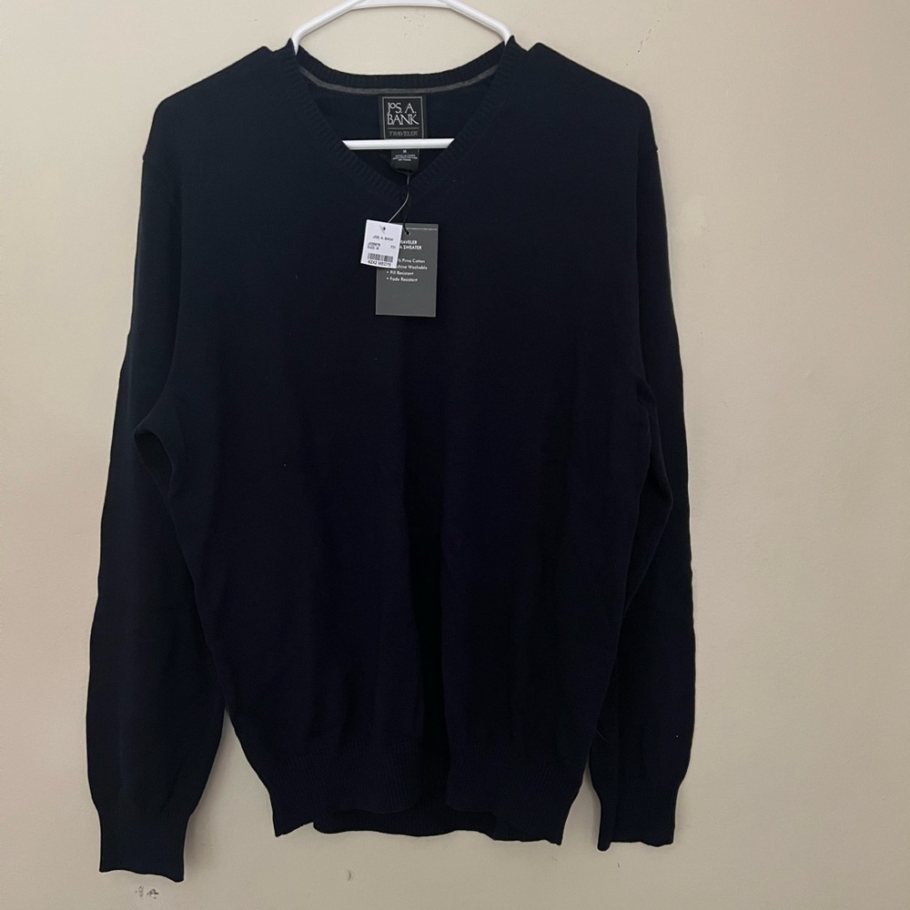 Navy Blue mens size M traveler sweater NWT